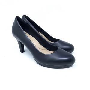 Clarks Adriel Viola Black Leather Classic Dress Pumps High Heels Round Toe 9.5